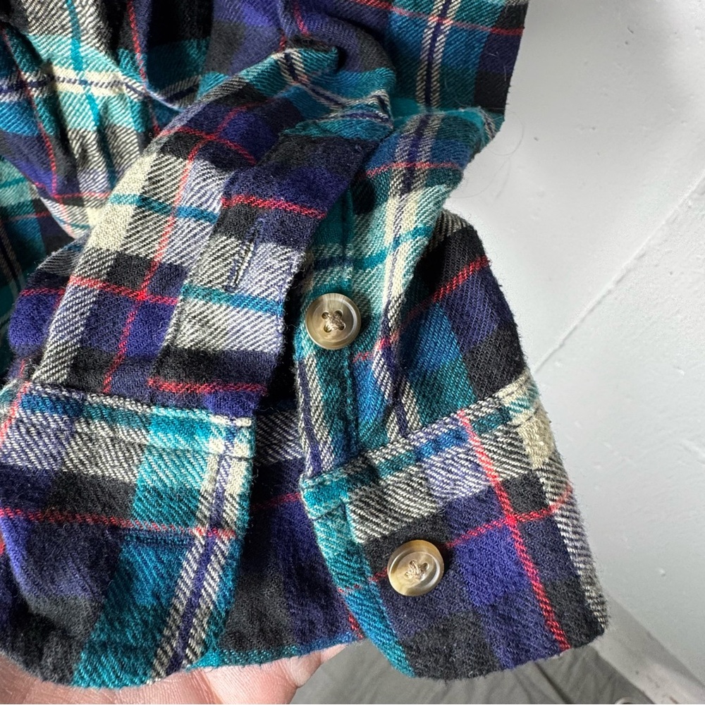 Aerie American Eagle boyfriend fit women’s plaid shirt - Picture 11 of 12